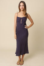 Load image into Gallery viewer, Ellen Linen Open-back Maxi Dress N