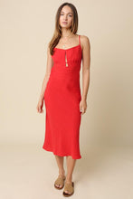 Load image into Gallery viewer, Ellen Linen Open-back Maxi Dress