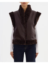 Load image into Gallery viewer, DUA DARK BRN FUR VEST

