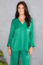 Load image into Gallery viewer, 19.1608 SATIN OVERSIZED BLOUSE
