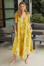 Load image into Gallery viewer, 9879P FLORAL LINEN JUMPSUIT
