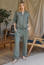Load image into Gallery viewer, 12202 ARMY GREEN LINEN PANTS
