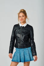 Load image into Gallery viewer, FLORA RF BLACK WOMAN'S FLORAL APPLIQUE JACKET
