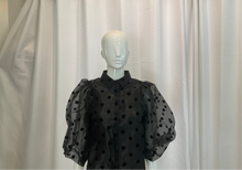 Load image into Gallery viewer, 10467 BLACK PUFF
