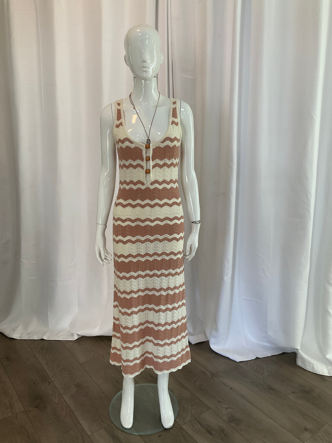 HD0289 Knit Wood Trim Crochet Midi Dress
