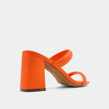 Load image into Gallery viewer, FARAH HEEL
