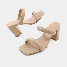 Load image into Gallery viewer, FARAH HEEL
