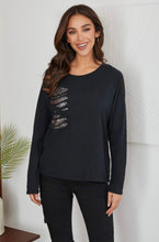 Load image into Gallery viewer, 41676 SEQUIN PATCH TOP
