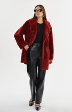 Load image into Gallery viewer, LINNEA FUR COAT
