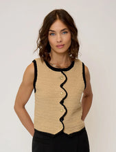 Load image into Gallery viewer, 1004 ROSE SCALLOP EDGE TANK
