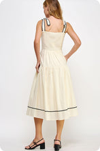 Load image into Gallery viewer, 110 CONTRAST STITCH DRESS
