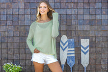 Load image into Gallery viewer, K52C3W602 DISTRESSED SWEATER
