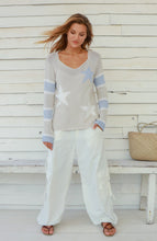 Load image into Gallery viewer, K52C2W035 QUINN STRIPE SWEATER
