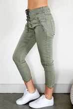 Load image into Gallery viewer, ARMY FRINGE JOGGER

