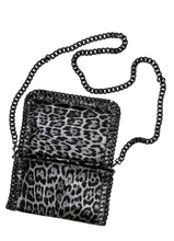 Load image into Gallery viewer, LEO LEATHER PURSE
